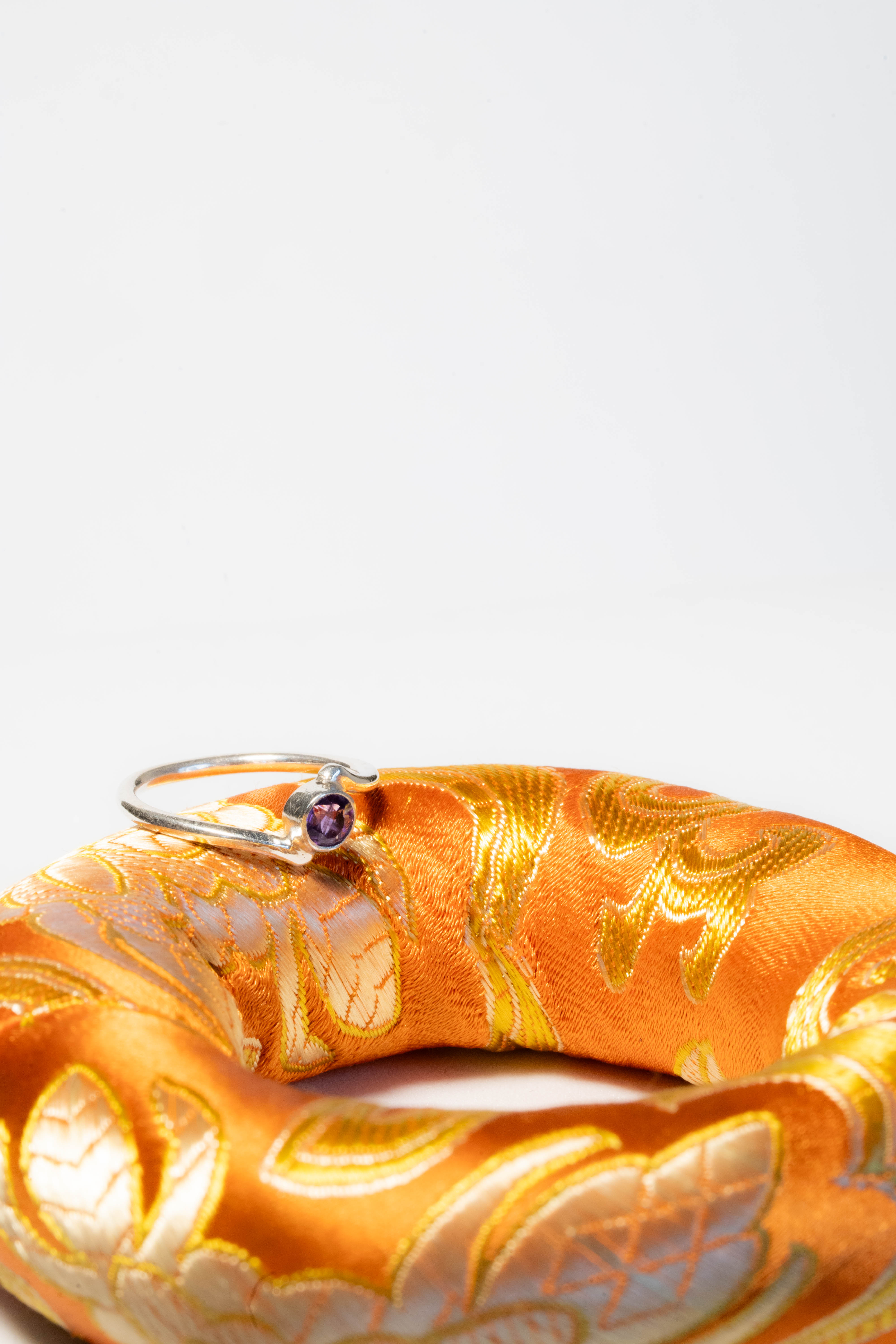 Ghumauro - Amethyst(アメジスト)