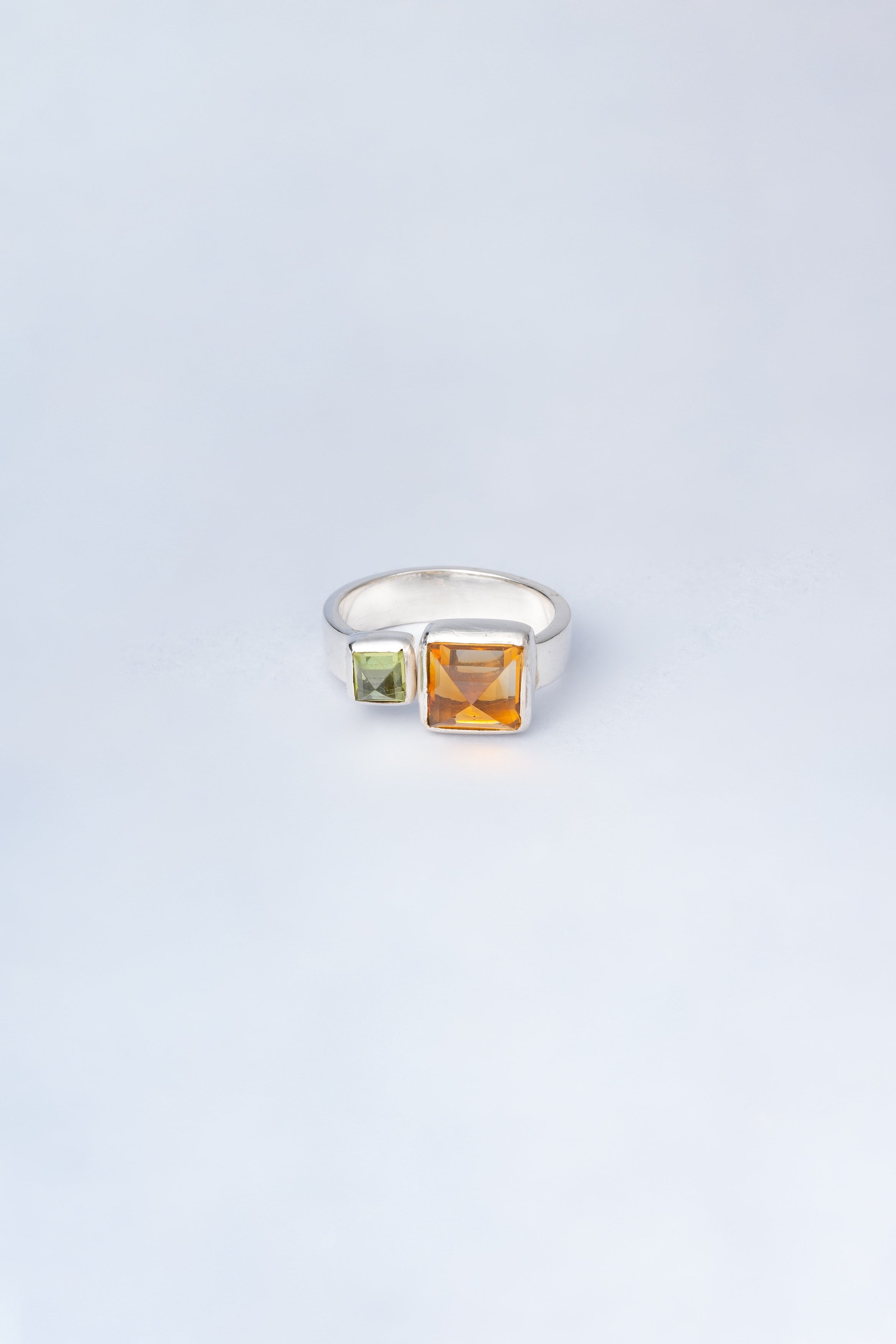 HIMAL - Golden Topaz(ゴールデントパーズ)× Peridot(ペリドット)