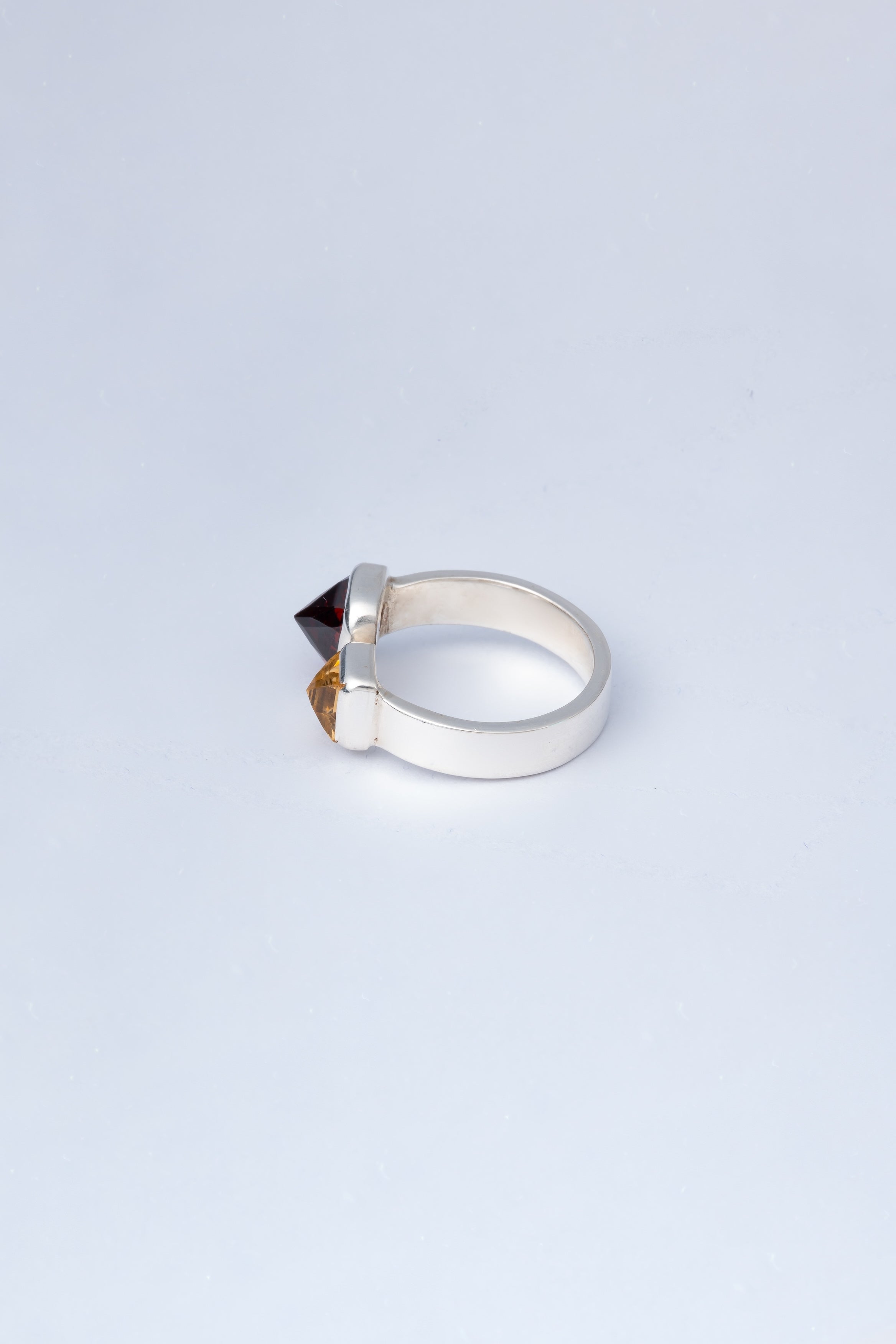 HIMAL - Garnet(ガーネット) × Golden Topaz(ゴールデントパーズ)